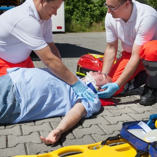 Emergency First Aid Savvy Care Courses
